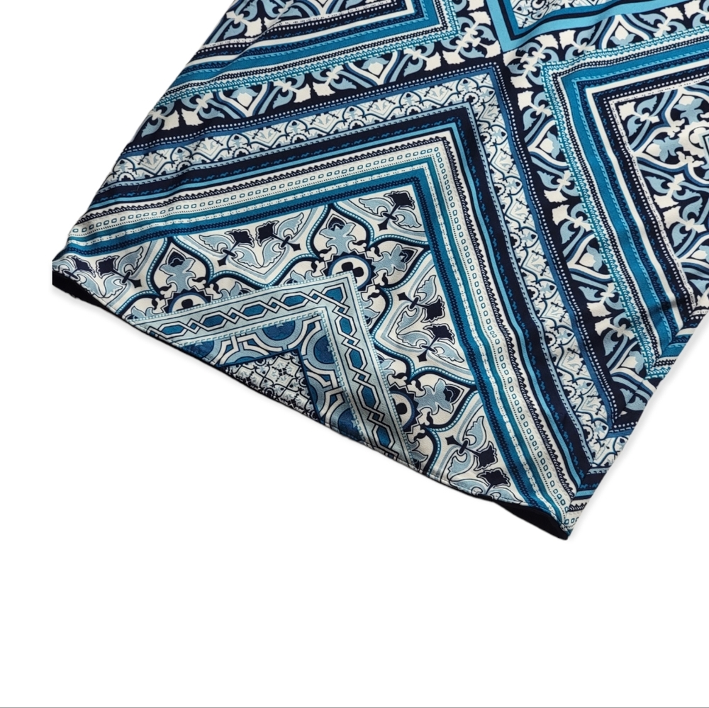 NWT Reversible White House Black Market Reversible Scarf-Print Knit Sheath Dress - Picture 6 of 14
